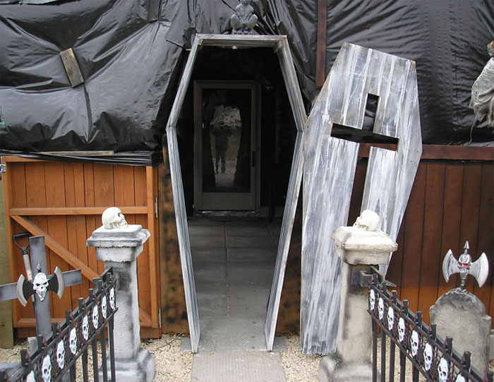 Halloween coffin as an entrance